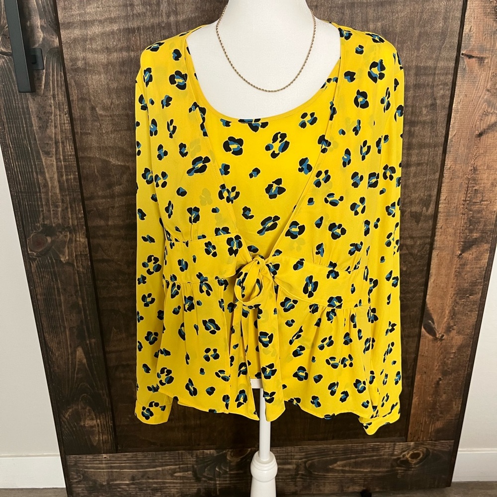 Cabi blouse with cami XL